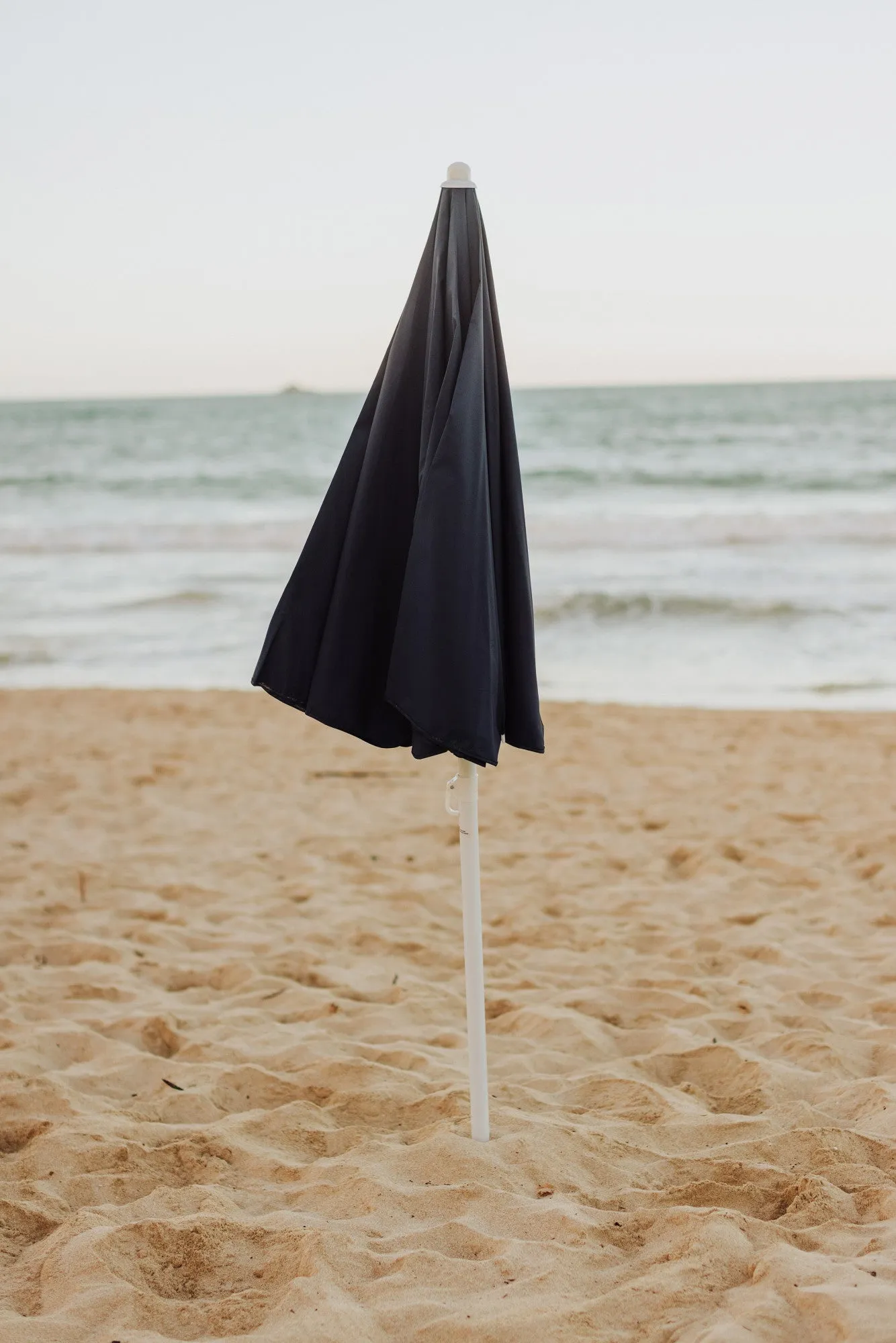 Georgia Tech Yellow Jackets - 5.5 Ft. Portable Beach Umbrella